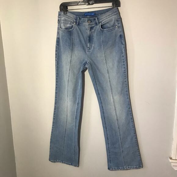 J McLaughlin womens 6 Clearwater light indigo front seam slight flare jeans - Picture 1 of 12